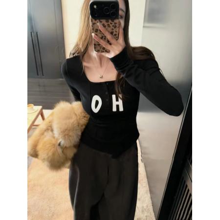 FA54915# 美式U领字母纽扣设计感长袖T恤女秋冬新款修身打底衫上衣  服裝批發女裝批發服飾貨源