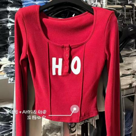 FA54915# 美式U领字母纽扣设计感长袖T恤女秋冬新款修身打底衫上衣  服裝批發女裝批發服飾貨源