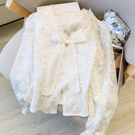 FA54924# 法式超好看蝴蝶结蕾丝衬衫女春季穿搭小众高级感洋气时尚上衣  服裝批發女裝批發服飾貨源