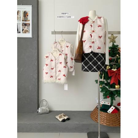 FA55011# 冬季新中式复古红色小马盘扣毛毛边马甲国风背心外套女 服裝批發女裝批發服飾貨源