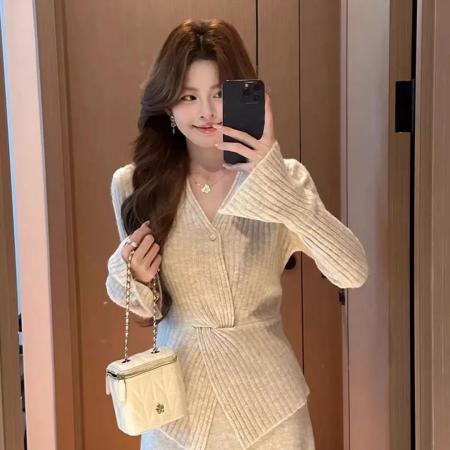 FA55030# 韩系深冬穿搭独特针织衫半身裙两件套秋冬新款 服裝批發女裝批發服飾貨源