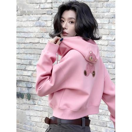 FA55053# 粉色小熊刺绣连帽卫衣冬季独特漂亮超好看温柔减龄宽松慵懒风上衣 服裝批發女裝批發服飾貨源