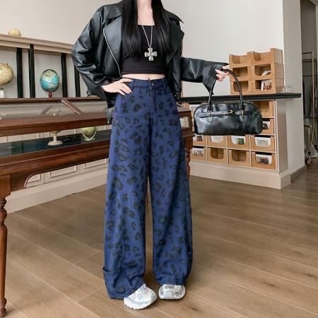 FA55060# 美式复古蓝色豹纹牛仔裤女高街宽松休闲百搭阔腿弯刀裤 服裝批發女裝批發服飾貨源