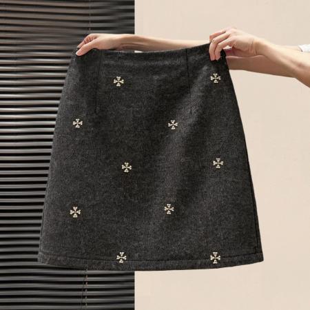 FA55128# 韩版灰色刺绣毛呢半身裙女秋冬季新款小个子高腰显瘦a字包臀短裙 服裝批發女裝批發服飾貨源