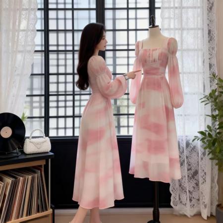 FA55132# 新款温柔法式少女公主风粉色印花长裙度假氛围感雪纺连衣裙 服裝批發女裝批發服飾貨源