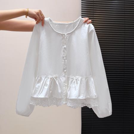 FA55151# 甜美蕾丝花边圆领长袖衬衫女春季新款荷叶边裙摆蕾丝上衣 服裝批發女裝批發服飾貨源