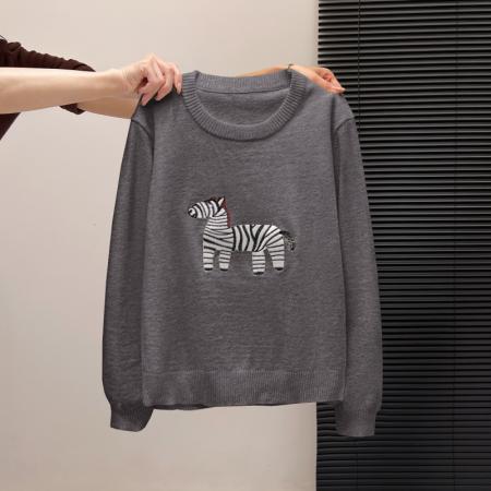 FA55154# 新款秋冬小马斑斑卡通刺绣针织女新年红毛衣宽松韩系减龄 服裝批發女裝批發服飾貨源