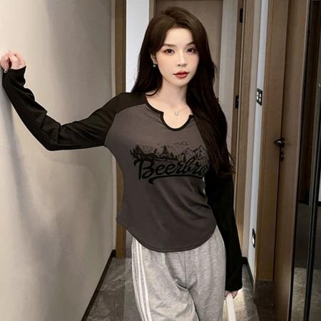 FA55202# 撞色正肩长袖T恤女打底衫秋冬季爆款字母印花内搭短款上衣 服裝批發女裝批發服飾貨源