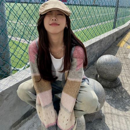 FA55204# 彩色条纹针织开衫女新款秋冬季慵懒洋气休闲时尚软糯镂空毛衣外套 服裝批發女裝批發服飾貨源