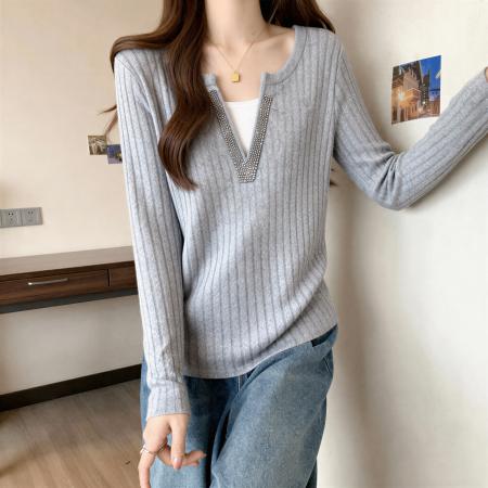 FA55220# 大码欧货重工烫钻V领假两件T恤女秋季胖mm显瘦洋气高级感上衣 服裝批發女裝批發服飾貨源