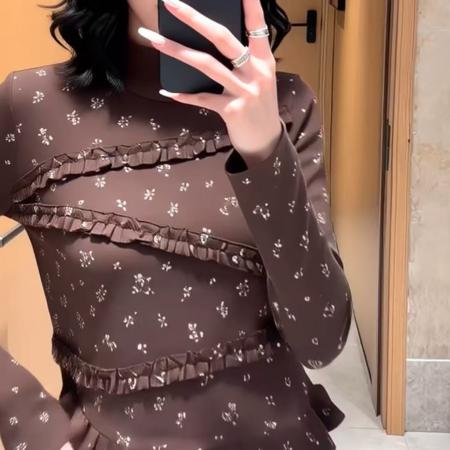 FA55224# 韩系甜美减龄复古碎花木耳拼接半高领长袖T恤女秋冬新款上衣 服裝批發女裝批發服飾貨源