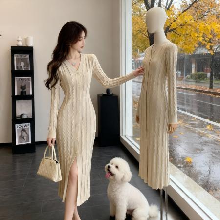 韩国温柔风V领针织连衣裙女春季新款收腰开叉轻熟气质毛衣裙 服裝批發女裝批發服飾貨源