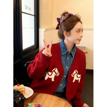 FA55261# 红色V领外搭双木马提花软糯针织开衫女秋冬季本命年马年上衣 服裝批發女裝批發服飾貨源