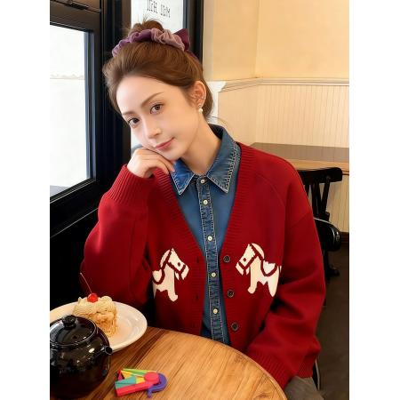 FA55261# 红色V领外搭双木马提花软糯针织开衫女秋冬季本命年马年上衣 服裝批發女裝批發服飾貨源