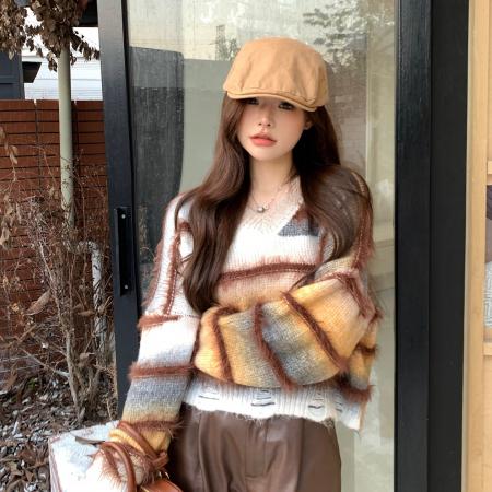 FA55278# 秋冬新款渐变色条纹V领显瘦宽松毛衣女 服裝批發女裝批發服飾貨源