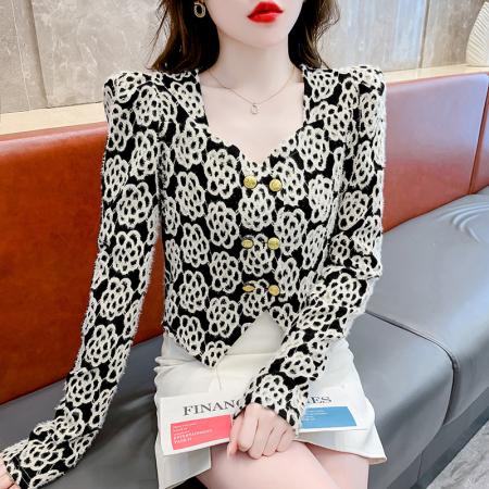 FA55348# 法式方领新款复古不规则花朵刺绣泡泡袖蕾丝衬衫女气质双排扣上衣 服裝批發女裝批發服飾貨源