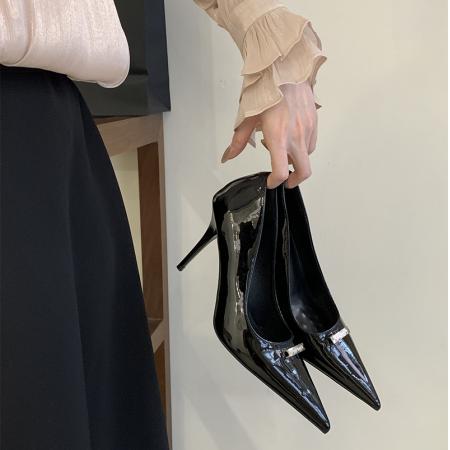 X-32985#黑色高跟鞋女新款气质名媛御姐风性感法式职业字母金属装饰扣 鞋子批发女鞋批发高跟鞋批发