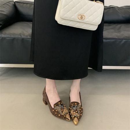 X-33024#中古风尖头粗跟单鞋女早春新款重工复古水钻时尚高跟单鞋 鞋子批发女鞋批发高跟鞋批发