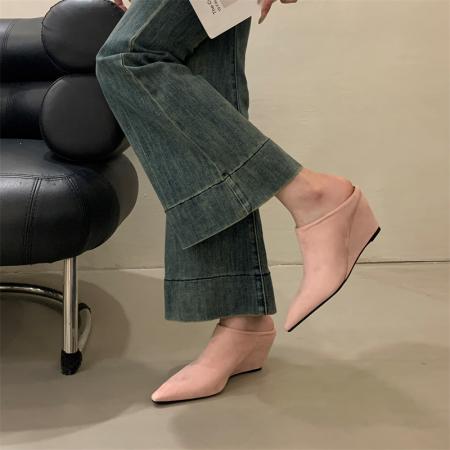 X-33029#欧美简约尖头包头拖鞋早春绒增高坡跟懒人外穿一脚蹬半拖 鞋子批发女鞋批发高跟鞋批发