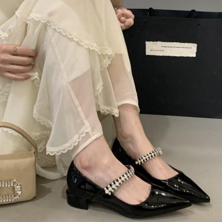 X-33039#羊皮版～尖头单鞋女百搭粗跟法式温柔水钻链条一字带玛丽珍鞋女 鞋子批发女鞋批发高跟鞋批发