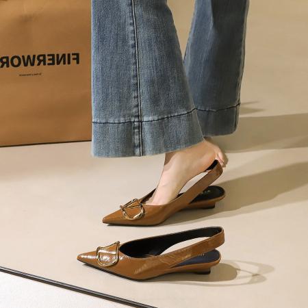 X-33052#欧美风时尚V扣低跟女鞋尖头浅口百搭坡跟后空后绊带单鞋 鞋子批发女鞋批发高跟鞋批发