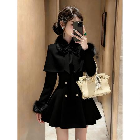 小香风黑色毛边领斗篷外套女秋季新款巨好看的轻奢收 服裝批發女裝批發服飾貨源