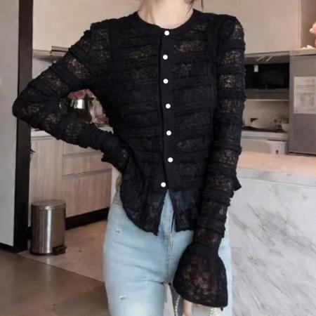 蕾丝拼接喇叭袖衬衫女春秋季新款设计感别致休闲宽松显瘦打底上衣 服裝批發女裝批發服飾貨源