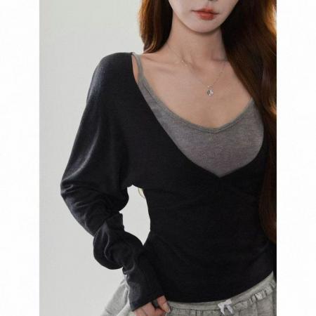 FA55572# 两件套复古早秋26AW新款纯欲风辣妹针织衫女收腰显瘦打底上衣  服裝批發女裝批發服飾貨源