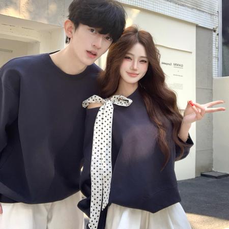 FA55598# 春季新款波点宽松斜肩露肩卫衣蓝色  服裝批發女裝批發服飾貨源