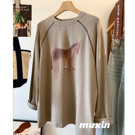 FA55622# 磨毛加厚秋冬插肩袖小马印花时尚休闲长袖宽松T恤衫女  服裝批發女裝批發服飾貨源