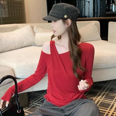 FA55670# 设计感红色不规则斜肩长袖t恤女秋冬季 服裝批發女裝批發服飾貨源