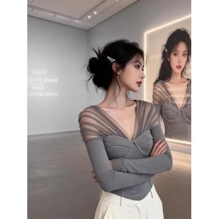 FA55676# 灰色V领网纱拼接打底衫T恤女春秋新款纯欲风气质修身长袖上衣 服裝批發女裝批發服飾貨源