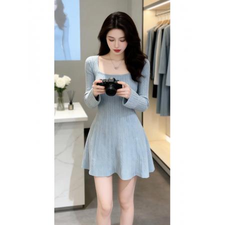 FA55739# 韩国春装小资穿搭温柔风超好看方领针织连衣裙小众漂亮独特掐腰裙 服裝批發女裝批發服飾貨源