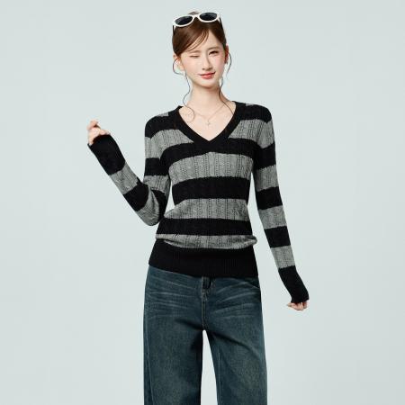 FA55759# 美式V领麻花条纹慵懒感毛衣针织衫女秋冬新款内搭打底衫 服裝批發女裝批發服飾貨源