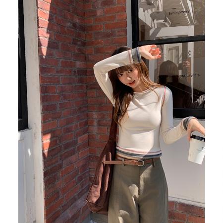 FA55769# 撞色短款辣妹圆领正肩长袖t恤春设计感打底衫内搭假两件 服裝批發女裝批發服飾貨源