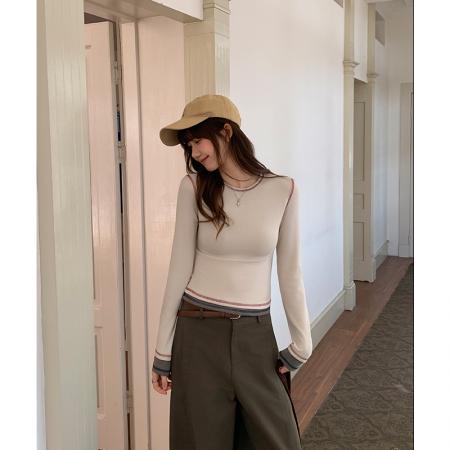 FA55769# 撞色短款辣妹圆领正肩长袖t恤春设计感打底衫内搭假两件 服裝批發女裝批發服飾貨源