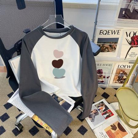 FA55770# 鱼鳞后包领长袖插肩袖撞色拼接爆款短款卫衣女 服裝批發女裝批發服飾貨源