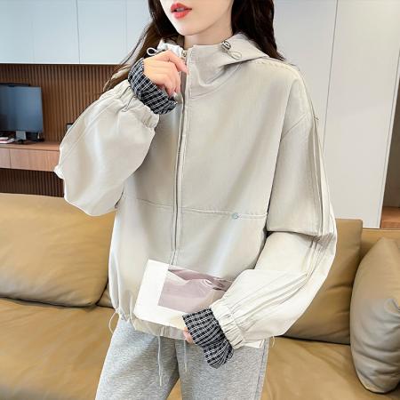FA55774# 早春连帽外套新款洋气初高中生女冲锋衣百搭时尚外套 服裝批發女裝批發服飾貨源