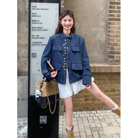 FA55841# 蓝色气质高级感竖条纹外套女早秋新款小个子独特个性时尚夹克 服裝批發女裝批發服飾貨源