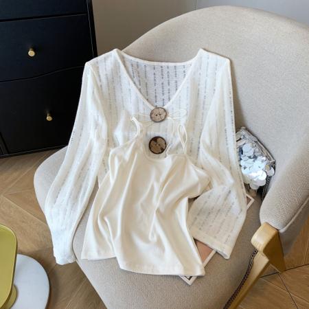 FA56023# 时尚百搭洋气甜美吊带+罩衫T恤两件套大纽扣设计感小众 服裝批發女裝批發服飾貨源