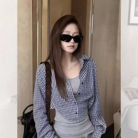 FA56099# 韩系灰色假两件拼接衬衫女巨好看的早秋独特漂亮短款衬衣上衣 服裝批發女裝批發服飾貨源