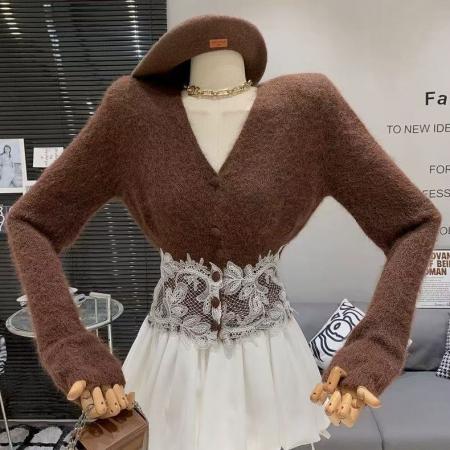 FA56104# 韩版气质甜美蕾丝拼接收腰V领排扣显瘦百搭洋气减龄针织开衫上衣 服裝批發女裝批發服飾貨源