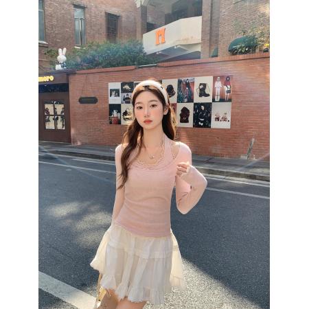 FA56166# 假两件蕾丝挂脖长袖t恤女新款设计感修身显瘦带胸垫打底上衣 服裝批發女裝批發服飾貨源