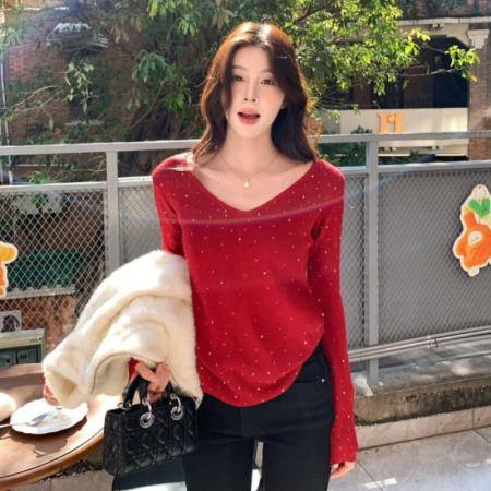 FA56173# 纯欲性感红色V领烫钻针织衫毛衣女早春修身显瘦绝美内搭打底上衣 服裝批發女裝批發服飾貨源
