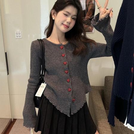 FA56206# 安迪绒洗水天猫抖音品质爱心纽扣针织开衫女潮 服裝批發女裝批發服飾貨源