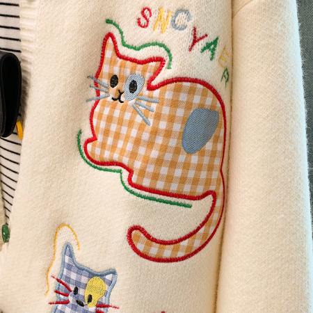 FA56268# 韩系小猫刺绣毛衣外套女秋冬新款大码胖mm宽松慵懒风加厚针织开衫 服裝批發女裝批發服飾貨源