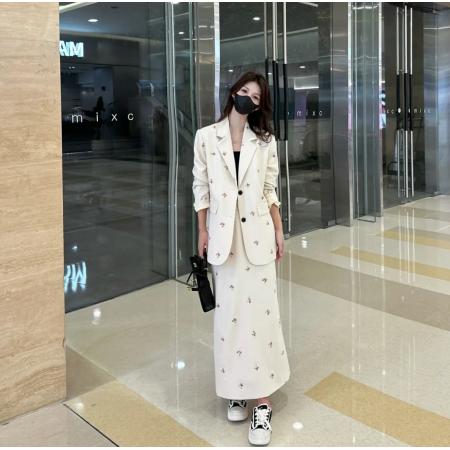 FA56287# 春季气质高级感西装外套高腰显瘦半身裙三件套 服裝批發女裝批發服飾貨源