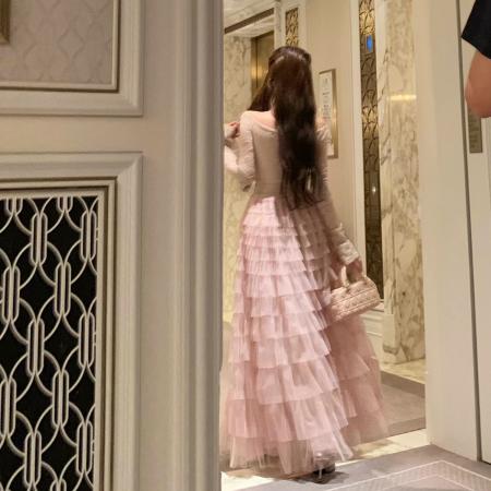 FA56292# 猫年粉荔漫舞复古法式蕾丝蓬松蛋糕裙摆连衣裙加绒 服裝批發女裝批發服飾貨源