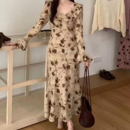 YF6930# (3色入内）韩版春装小飞袖荷叶边圆领修腰过膝中长款碎花别致连衣裙