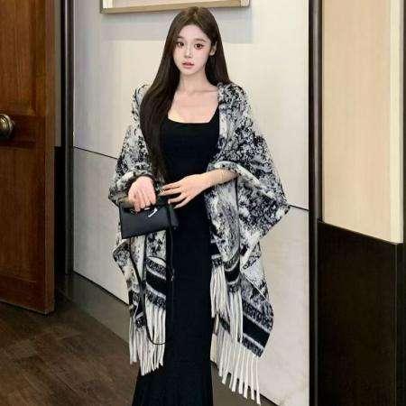 YF6945# 图片色时尚泼墨碎花流苏设计围巾 空调房保暖双面提花斗蓬披肩